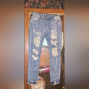 S.O.N.G. JEANS